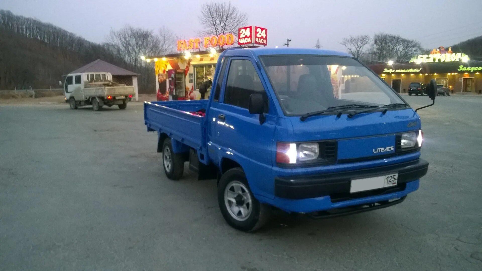 Toyota Lite Ace Truck 4wd. Toyota Town Ace Truck 4wd. Toyota Lite Ace Truck 4wd 2005. Тойота Таун айс грузовик 4. Тойота таун айс 4вд