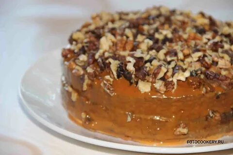 Торт с орехами и сгущенкой