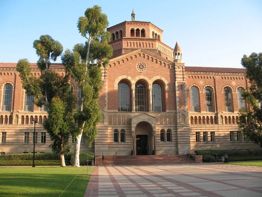 Ucla. Калифорнийский университет в лос-анджелесе. университет в лос анджелесе ucla. университет вудбери в лос-анджелесе. калифорнийский университет в лос-анджелесе кампус.