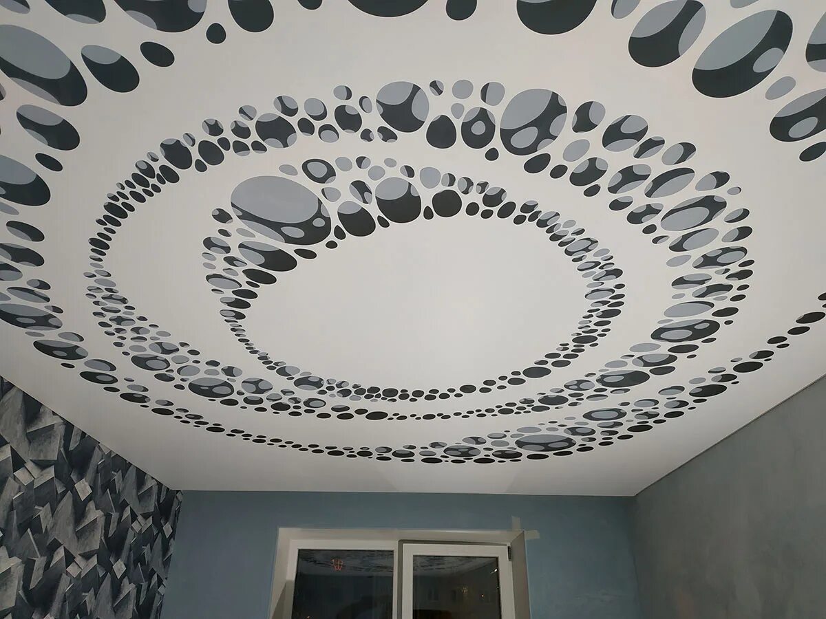 Перфорированные натяжные потолки. Резные потолки эплай. Резные натяжные потолки. Вырезать натяжной потолок. Эплай натяжные потолки.