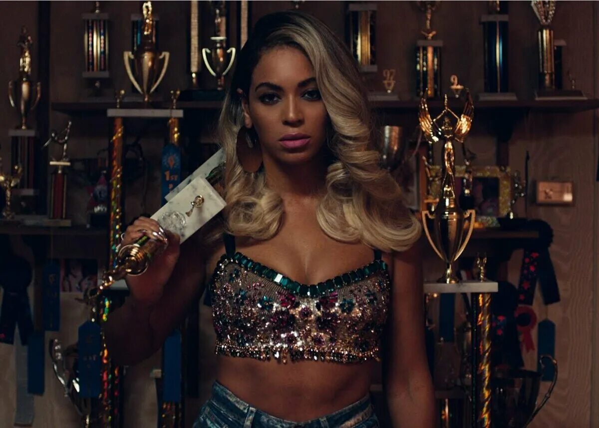 Топ 8 картинка. Топ 8 самых. Анния кейта сабуле биатлонистка. Анния кейта сабуле. Топ 8 самых.