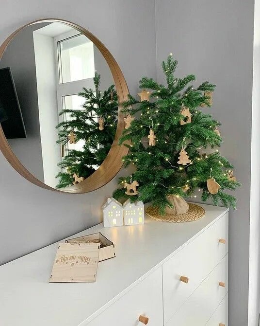 Christmas ornaments in white 2018, Christmas decoration, Christmas tree 2018, Ch