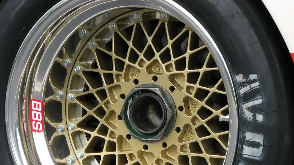 Bbs auto. Bbs wheels. bbs колеса. bbs бронзовые. bbs диски спарк.