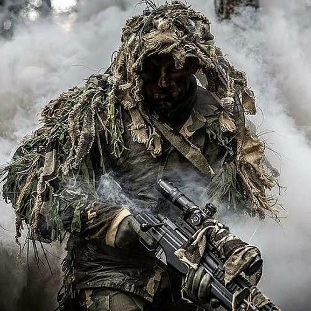 Крутой снайпер. Оружие спецназа. Гилли камуфляж из call of duty. Снайперская винтовка dsr 50. Sniper: ghost warrior 2.