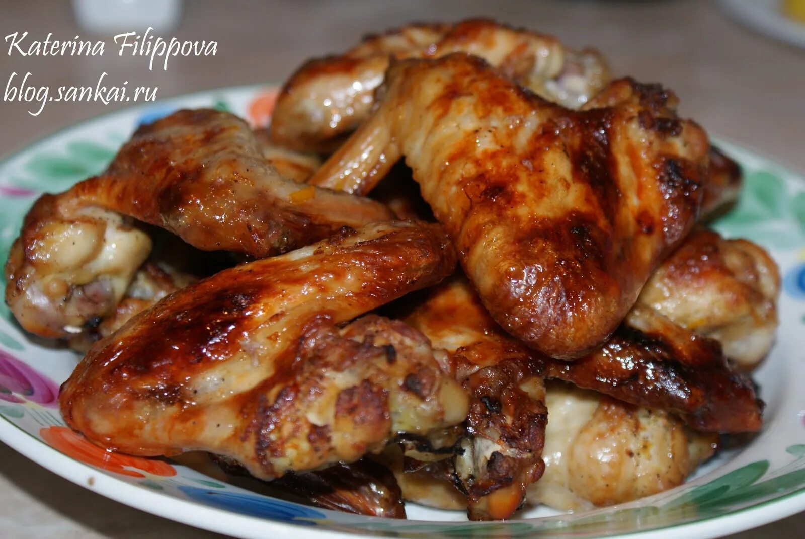 крылышки на сковороде с хрустящей корочкой. маринад для крылышек в духовке. апельсиновая курица. куриные крылышки в апельсиновом. куриные крылышки в апельсиновом.