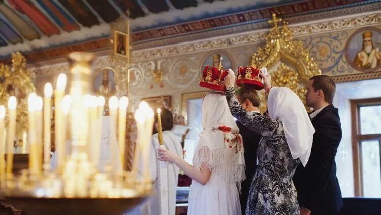 Венчание в церкви время. Обряд венчания в православной церкви. Фотосессия венчания в церкви. Таинство брака. Атрибутика для венчания в церкви.