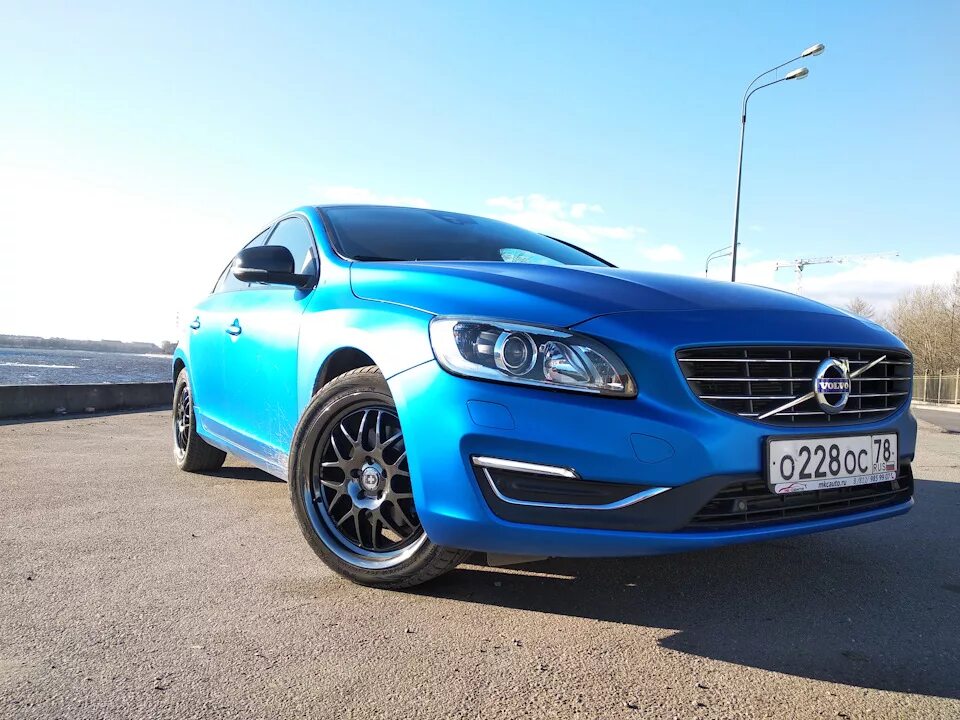 S 60 15. Volvo s60 бирюзовая. Вольво s60 2014. Volvo s60 турбо. Volvo s60 p2.