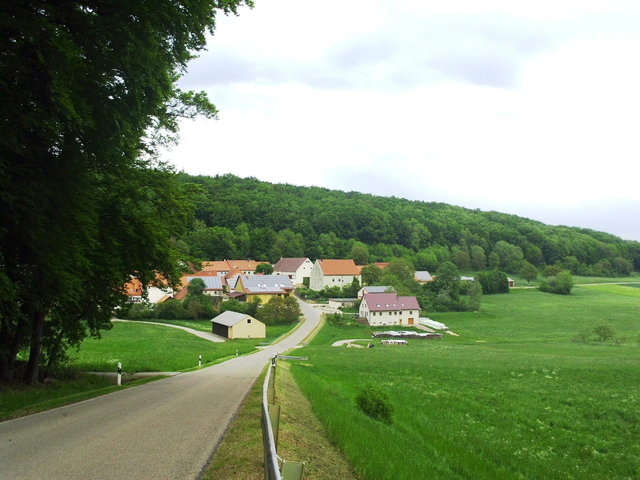 Жизнь немецкой деревни. Бавария деревни Германия деревни. Germany Bavaria деревня. Немецкая деревушка Полле в Германии. Деревня Валль Бавария.