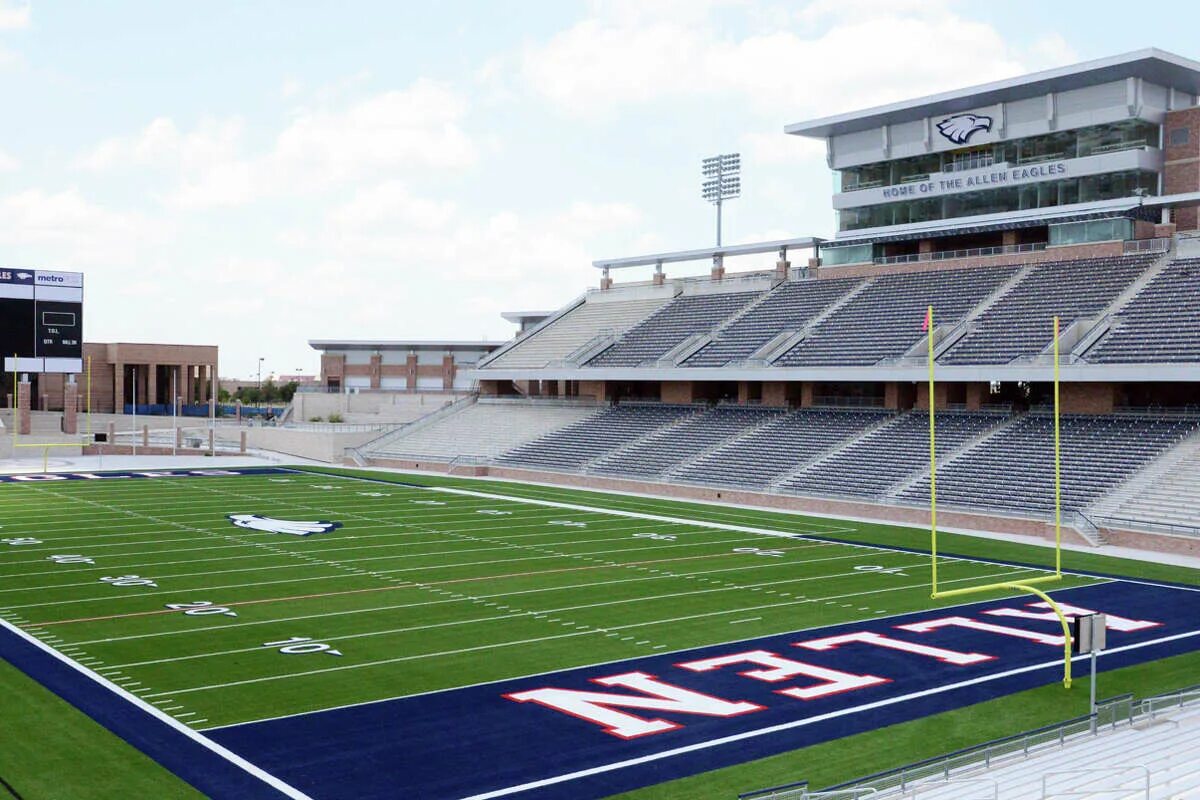 Texas Stadium. Stadium High School. Allen TX High School вместимость. Luxury Stadion millions Futbol.