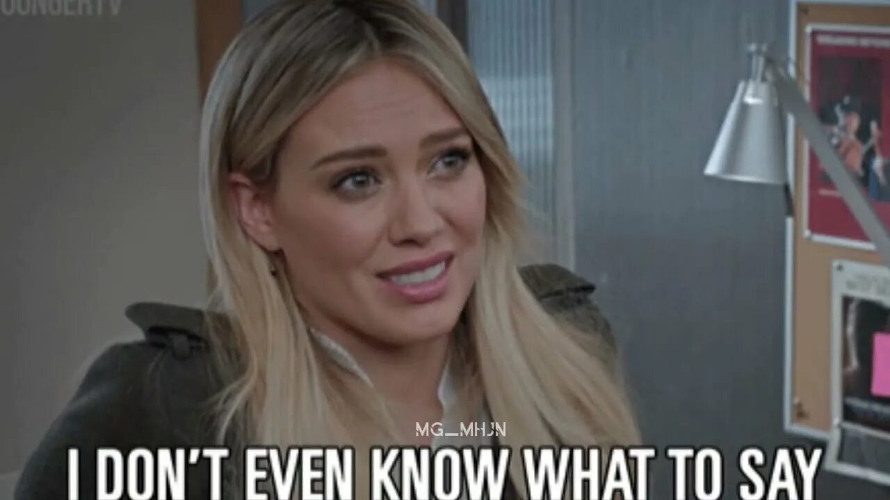 Don t know what this is. Hilary duff gif. i dont know гифка. the dont know.