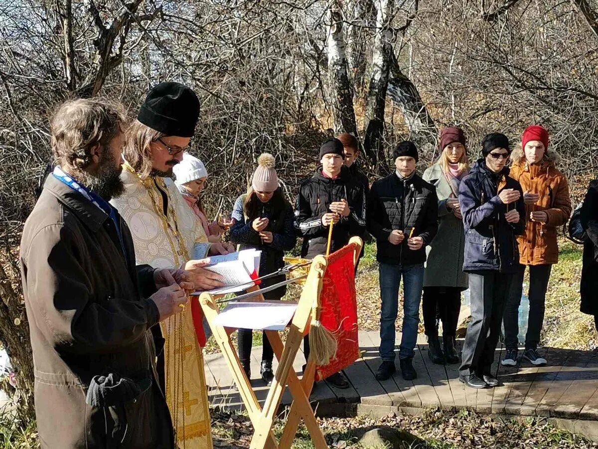 Родник Краснодар. Субботник на роднике. Целебный Родник Краснодар. Родники в Краснодаре. Родники в краснодарский