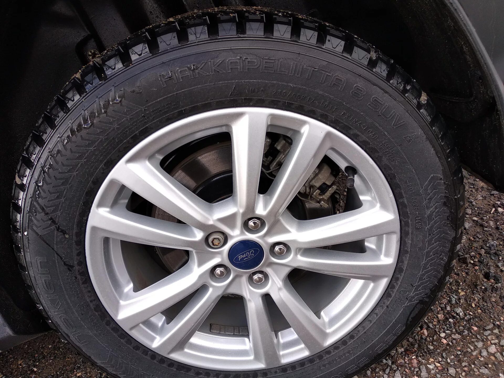 Колеса куга 2. 235 60 17 Форд Куга. 225 65 17 На Форд Куга 2. Ford Kuga 2 резина 225/65 r17. 235/65/17 Форд Куга.