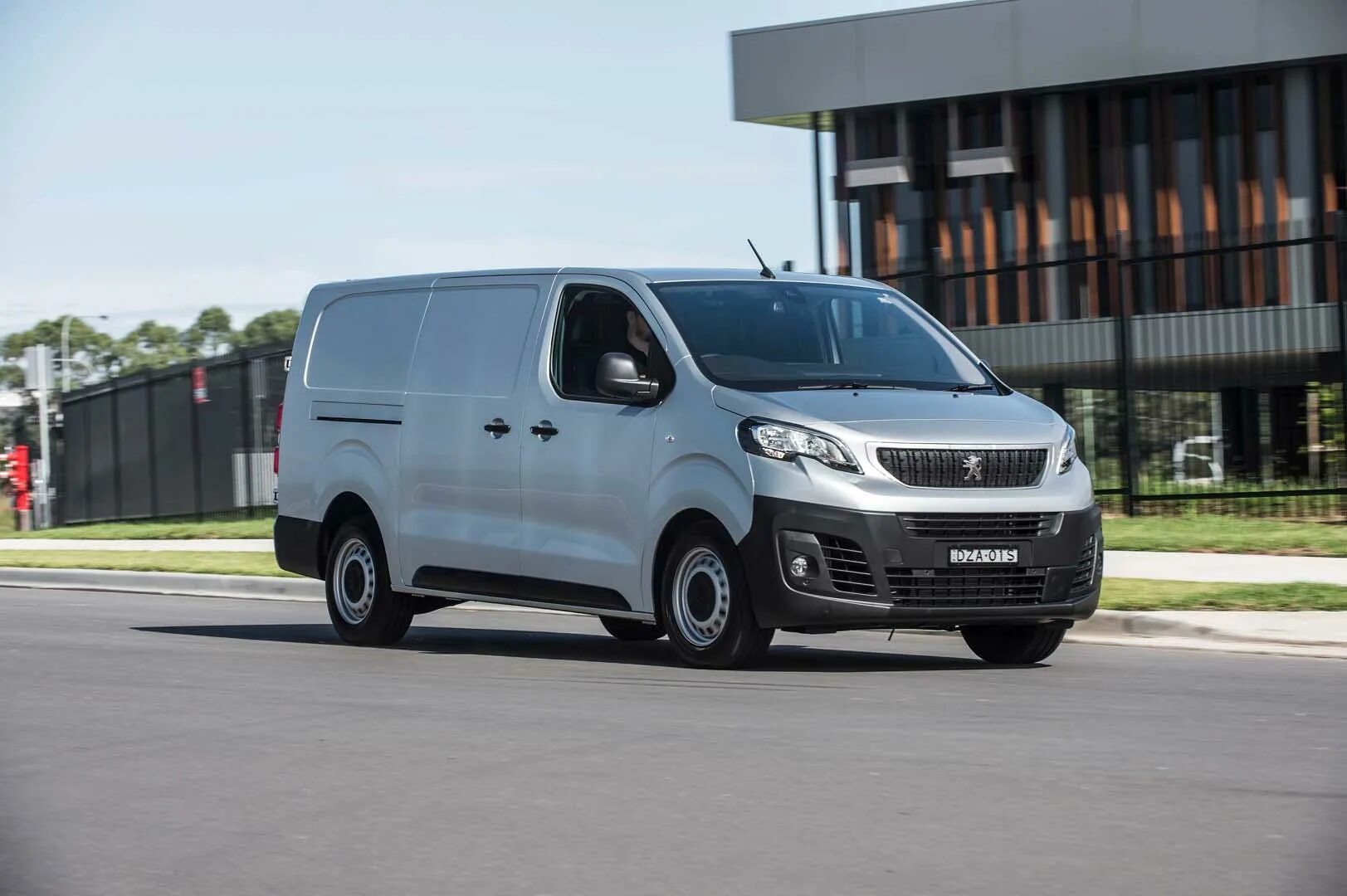Пежо эксперт отзывы. Пежо эксперт пассажирский 2019. Peugeot expert 2016. Пежо эксперт 2003. Peugeot expert 2023.