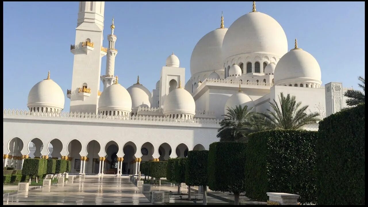 Самые крупные мечети. Абу-Даби мечеть шейха. Большая мечеть Зайда, Абу-Даби. Белая мечеть в Абу-Даби. Большая мечеть шейха Зайда.