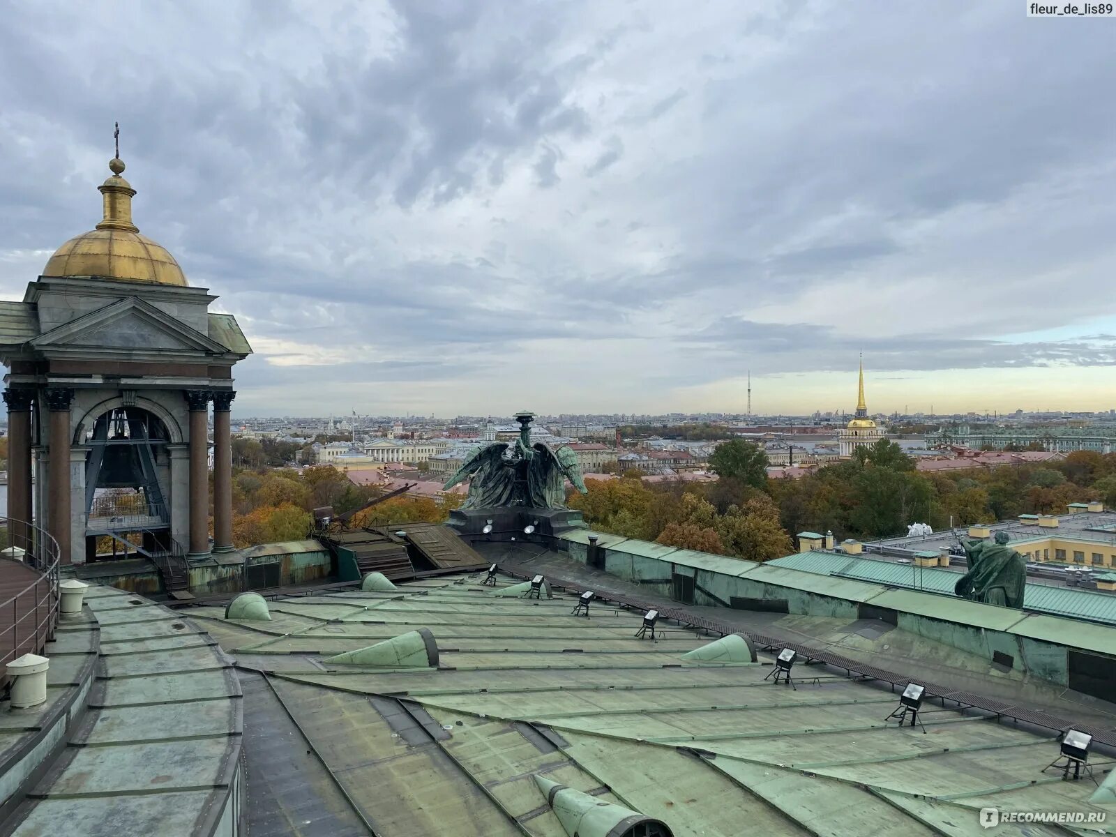 Колоннада исаакиевского собора в санкт-петербурге. Колоннада исаакиевского собора в санкт-петербурге. Вид с колоннады исаакиевского собора. Колоннада исаакиевского собора. Экскурсия на колоннаду исаакиевского.