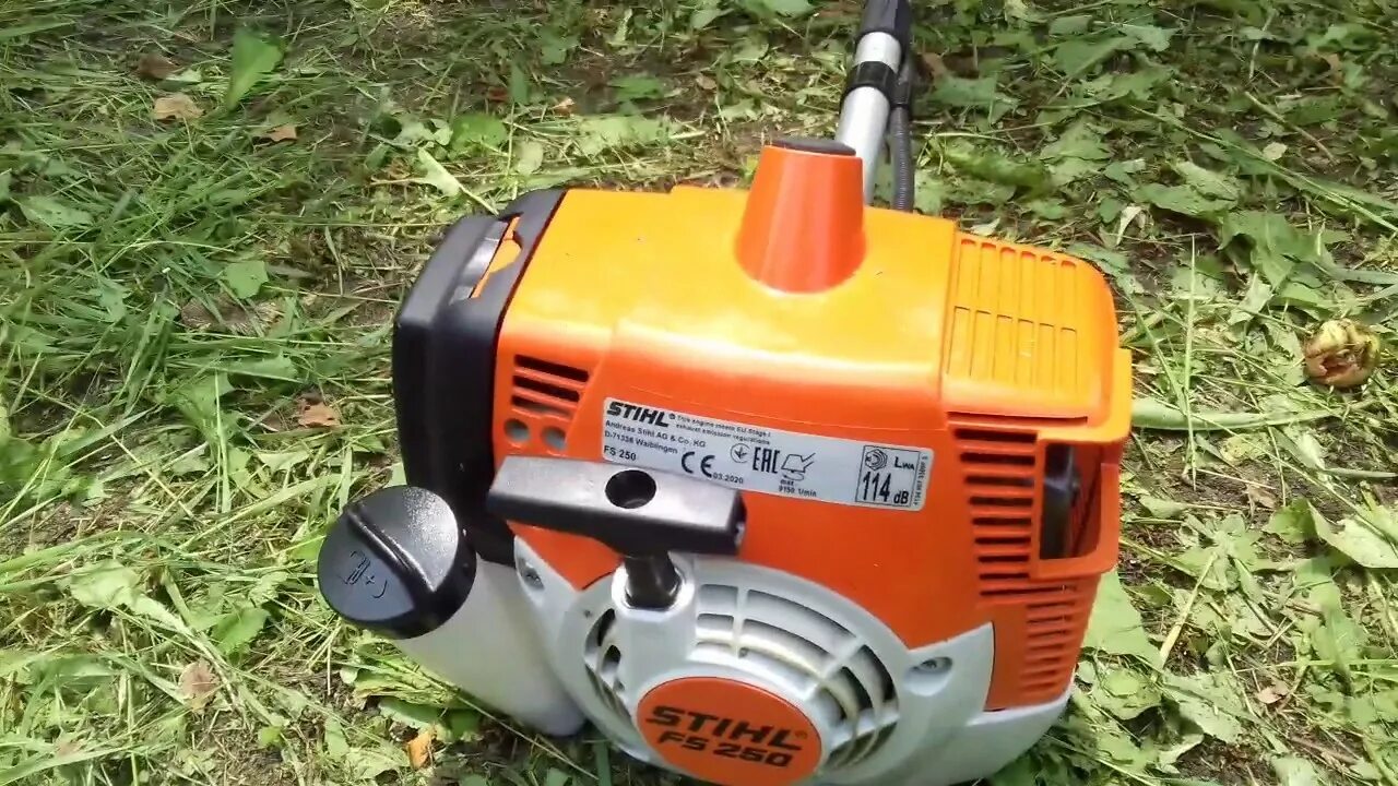 Штиль 250 видео. Stihl FS 250. Мотокоса штиль 250. ФС-250 мотокоса. Триммер штиль FS 250.