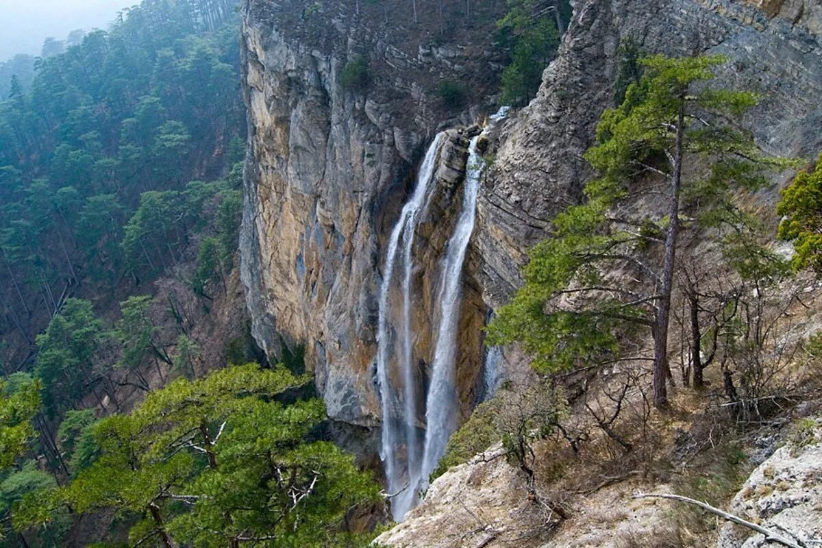 Водопад Учан-Су. Учан Су Ялта. Крымский водопад Учан-Су. Водопад "Учан-Су". Ялта, Крым..