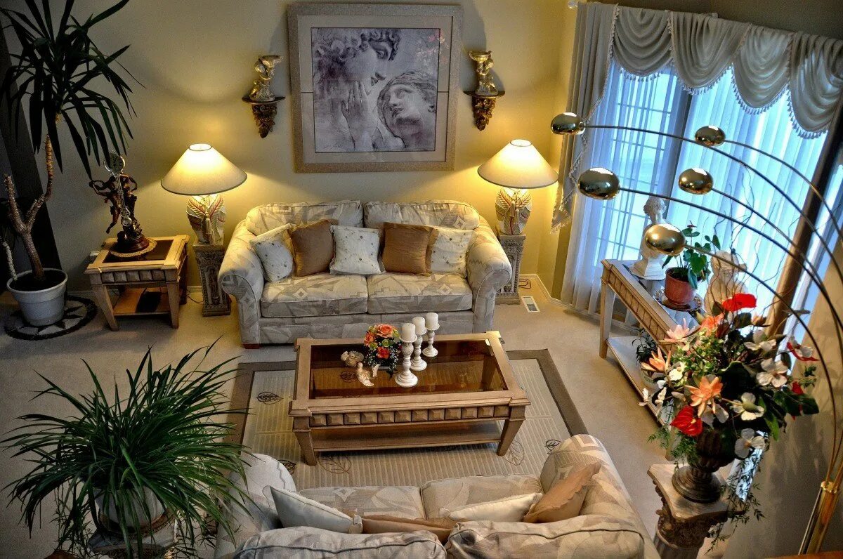 Уютная гостиная. Уютный интерьер. Создать уютную обстановку. Маленькая уютная комната. Уютная гостиная.