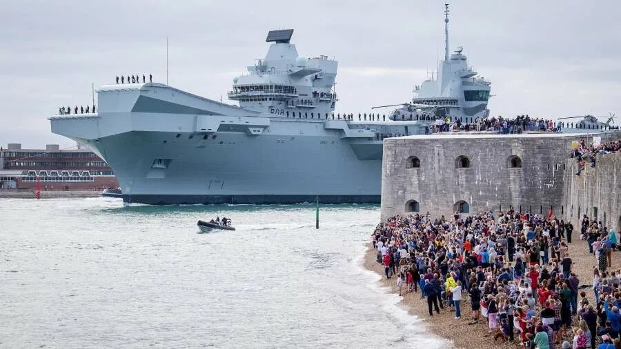 Куин Элизабет авианосец Великобритания. Флагман британского королевского флота HMS Queen Elizabeth. Авианосец Великобритании Queen Elizabeth HD 1080. Затонувшие военные корабли.