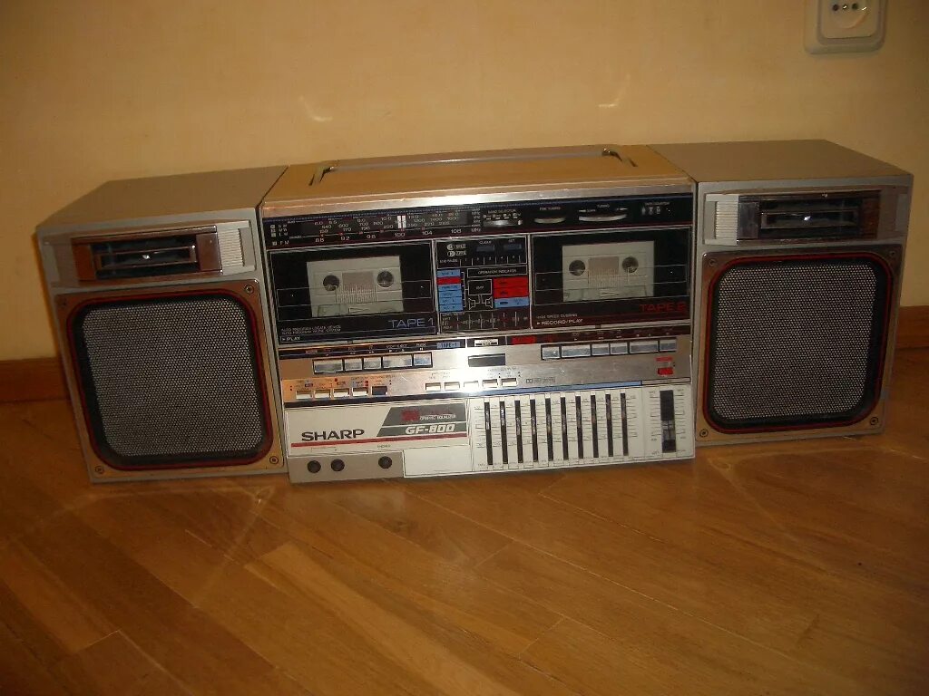 Шарп б у. Sharp gf-800. sharp gf-800h. шарп gf 800 h. магнитола sharp gf-800.