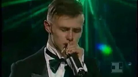 Песня мальчишник поет