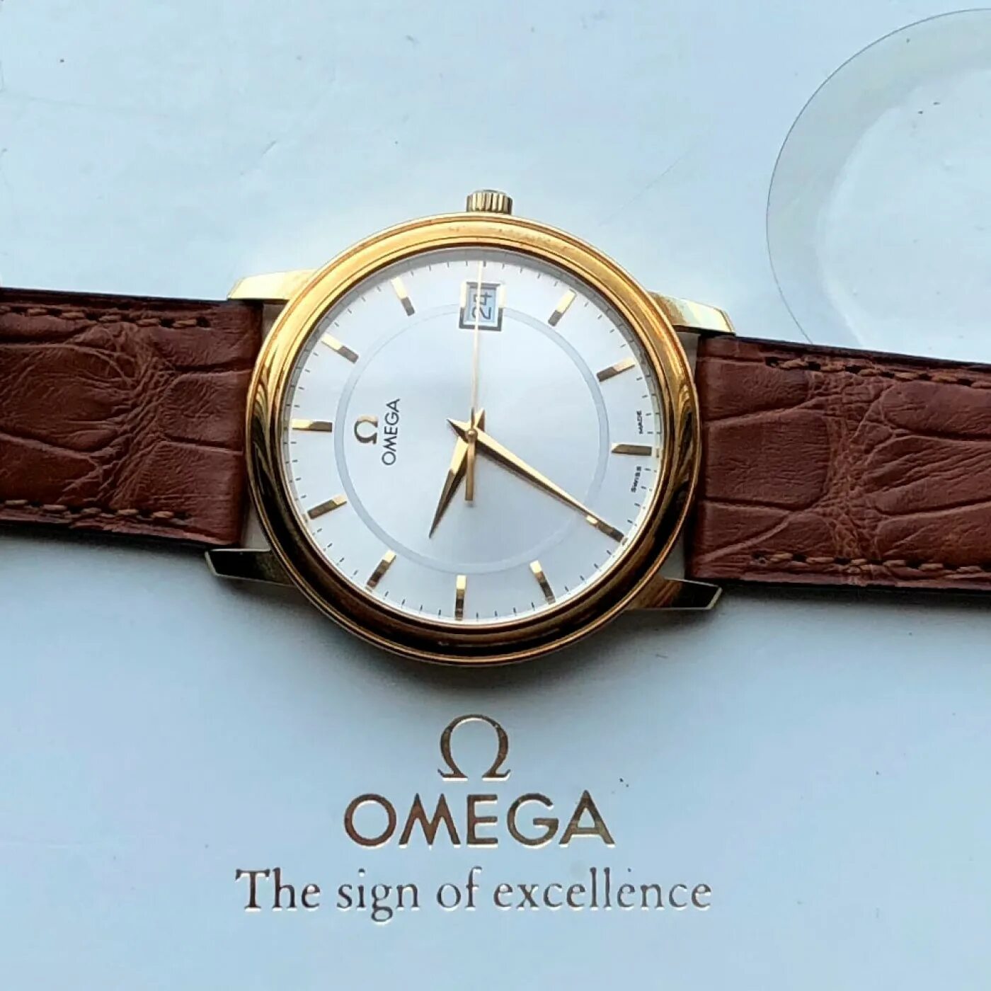 Магазин часов омега. Omega de ville ref 4803. Часы Omega de ville Prestige. Omega de ville Prestige золотые. Часы Омега 8022.