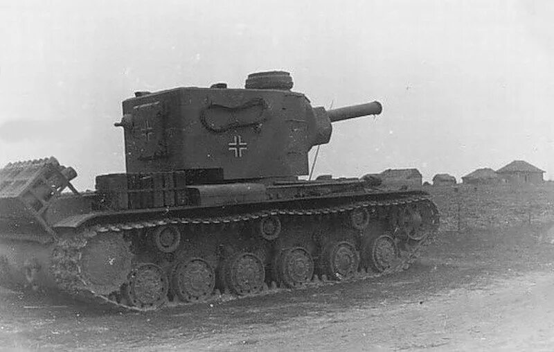 Танки кв немецкие. KV 2 754 R. KV-II 754(R). Танк кв 2. PZ 754 R.