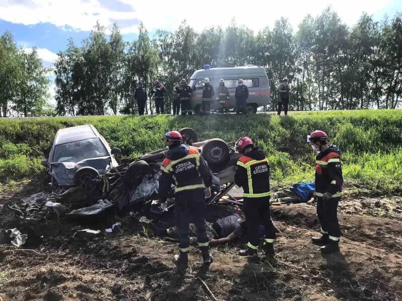 Дтп в татищевском районе с маршруткой 233. Дтп в татищевском районе. Дтп в татищевском районе. Дтп в татищевском районе. 2020.