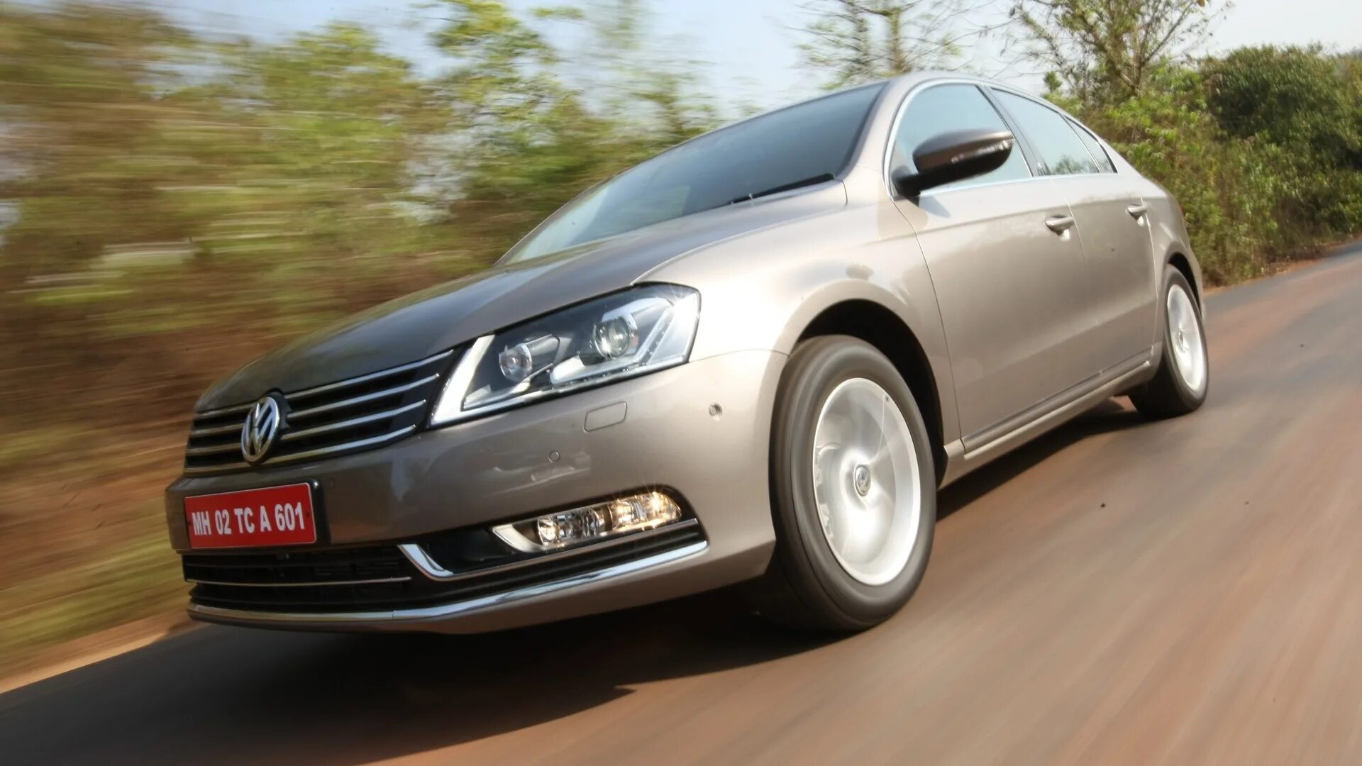 Фольксваген Пассат 2013. Фольксваген Passat 2013. Новый VW Passat 2013. Фольксваген Пассат 5 2013. Куплю фв пассат