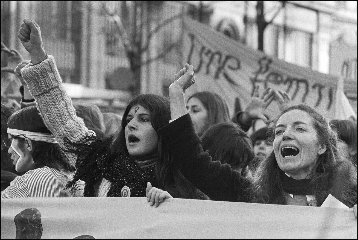 Society has. Феминистки Америки 1970. Женское движение. Вторая волна феминизма. Французские феминистки.