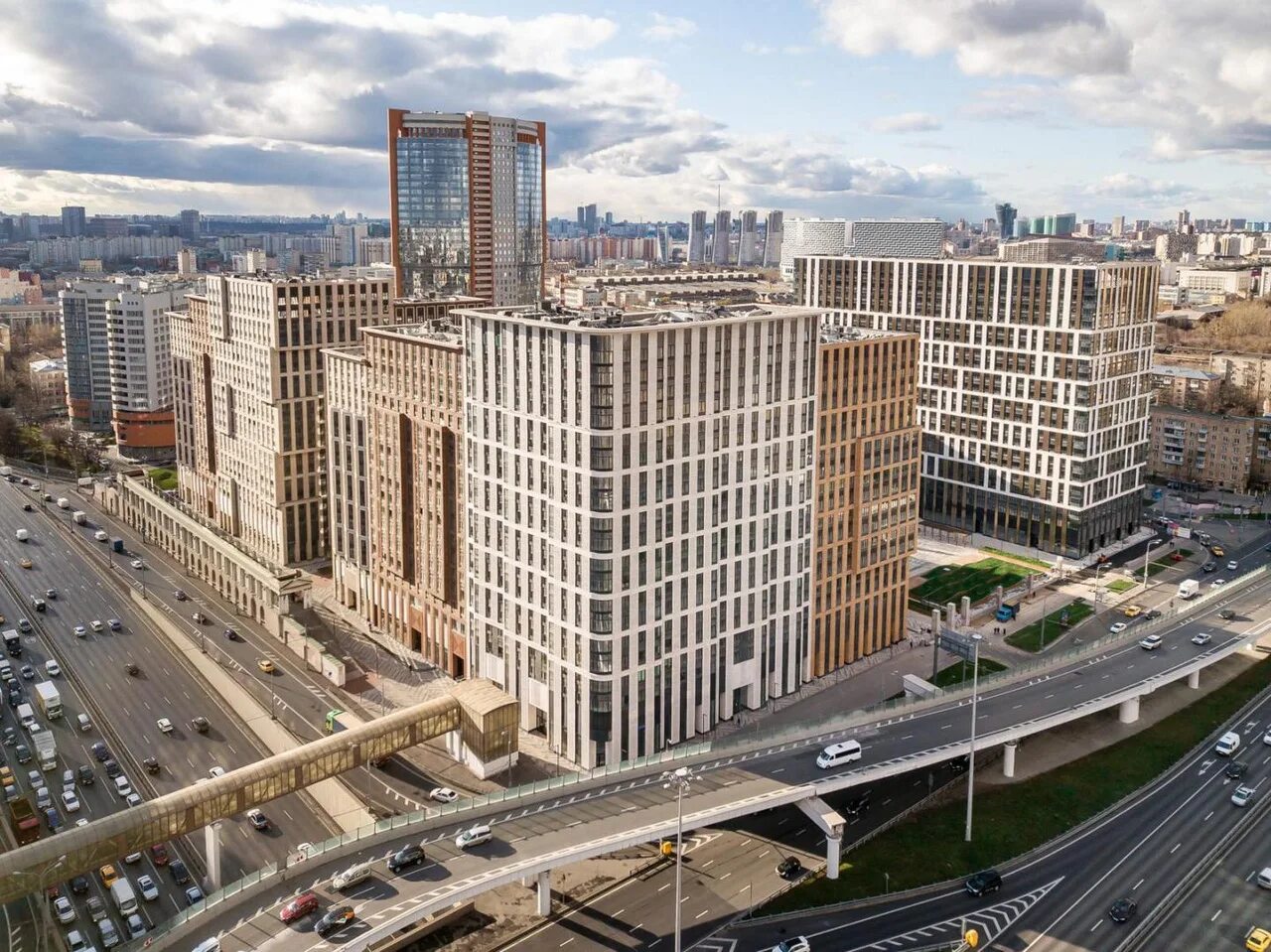 район метро аэропорт москва. панорама москвы. 11. ленинградский проспект москва крыша. небо москва ленинградский проспект.