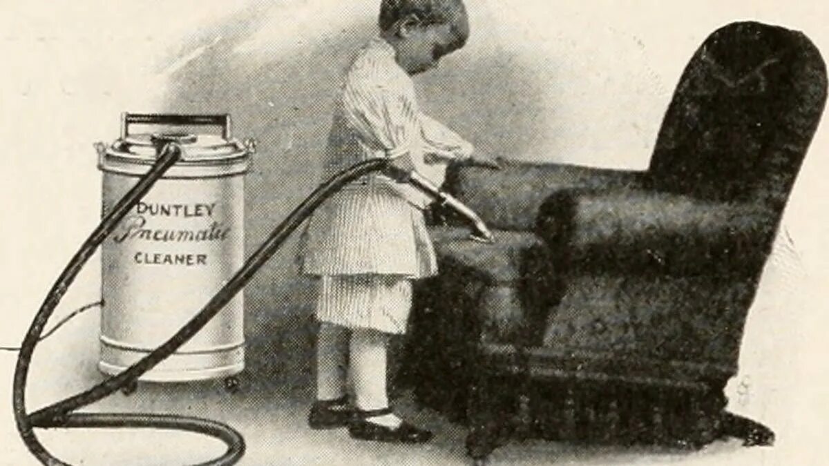 Пылесос remoco 1939. Первый пылесос. Старинный пылесос. Самый первый пылесос. Почему останавливается пылесос