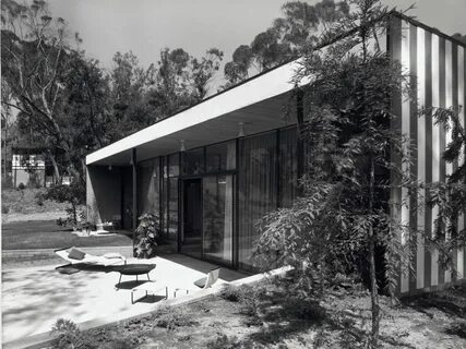 Entenza House (Case Study House No. 9) .