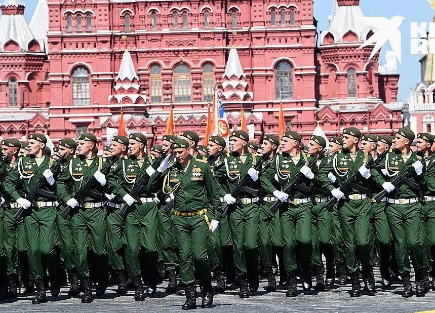 Снял парад. Парад Победы. Парад в Москве. Парад 9 мая Россия. День Победы парад 2020 года.