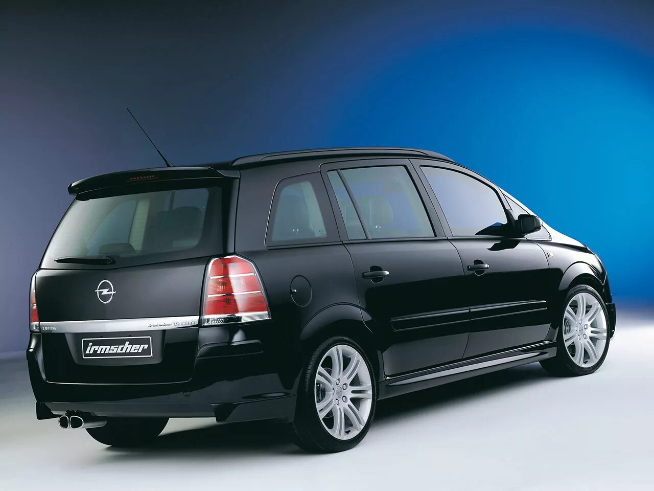 Opel zafira b купить. Opel Zafira b 2005. Opel Zafira 1.9. Irmscher Opel Zafira a. Opel Zafira 2005 Tuning.