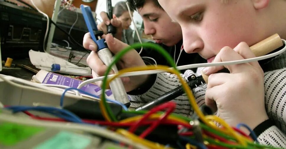 Электротехника для детей. Инженерный класс. Логотип технопарка мгту. Автоматизация технологических процессов и производств. Профессиональное образование.