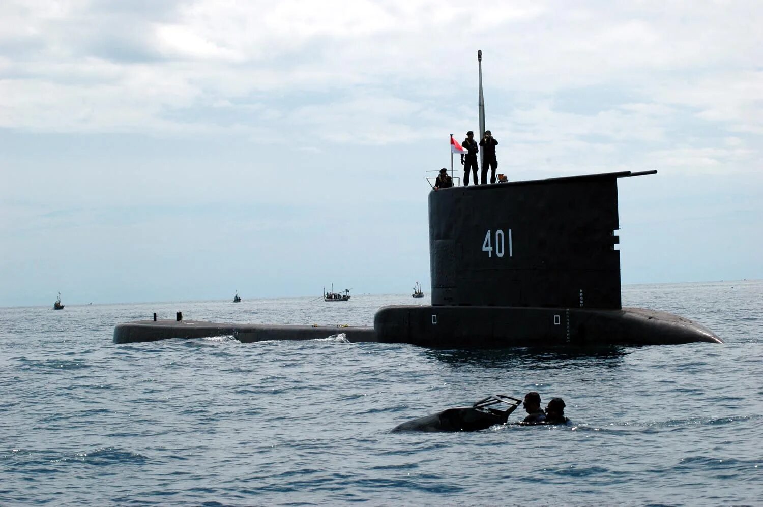 Два пл. Kri Cakra. Type 209/1400 Submarine Чили. Подводная лодка типа 209/1300. ВМС Индонезии.