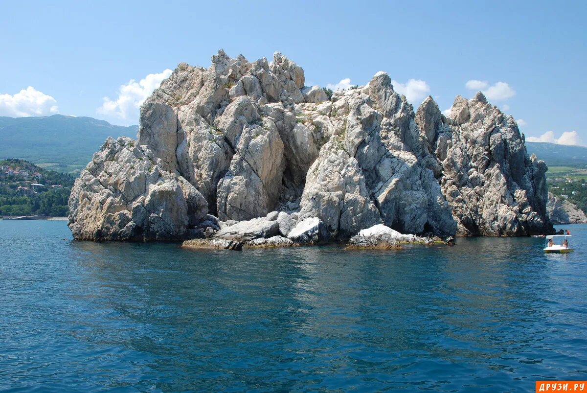 скала близнецы. скалы адалары крым. братья адалары. близнецы скалы на столбах. скала близнецы.