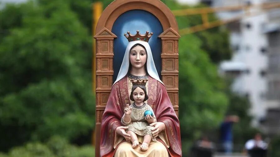 La virgen москва. Мадонна Гваделупская. Богоматерь Коромото.