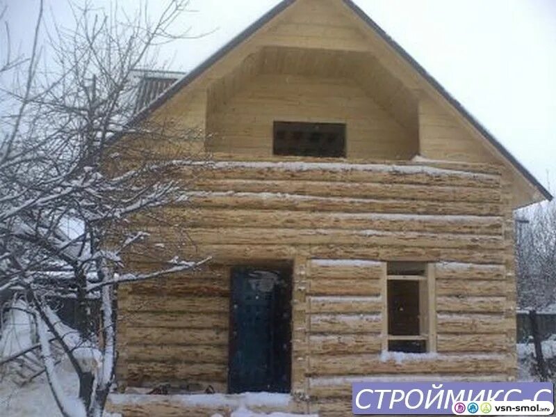 Срубы домов на вывоз. Рубленый дом на вывоз. дом 7*8 в лапу. баня на вывоз.