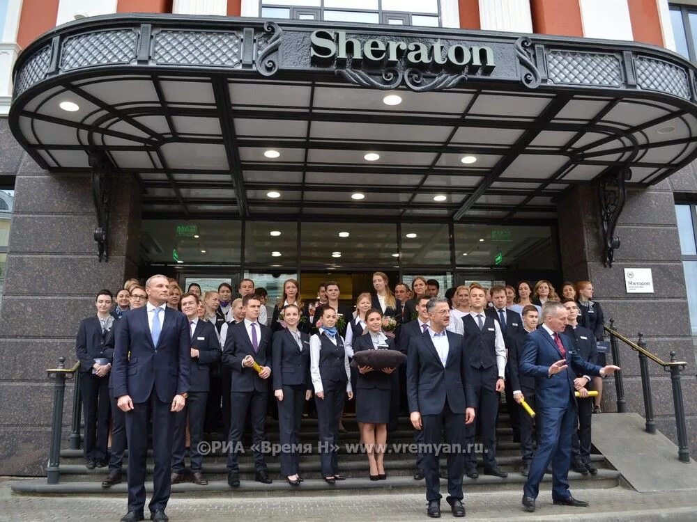 Шератон Нижний Новгород. Гостиница Шератон в Нижнем Новгороде. Sheraton Нижний Новгород Кремль Театральная площадь, 1. Шератон Кремлин Нижний Новгород. Театральная 1 нижний новгород