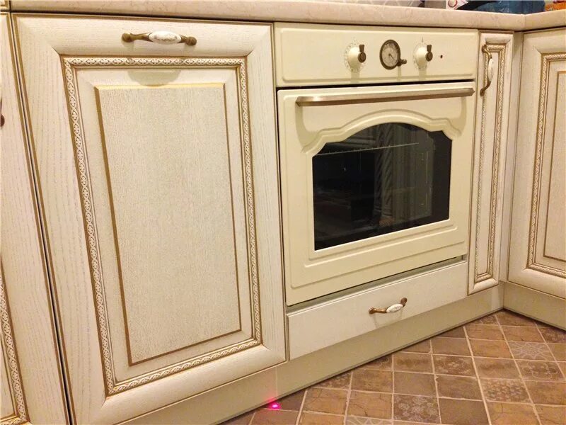 Встроенная техника для кухни горенье. Духовой шкаф Gorenje Classico bo73cli. Gorenje bo 73 cli. Gorenje bo53cli. Духовой шкаф Горенье ретро слоновая кость.