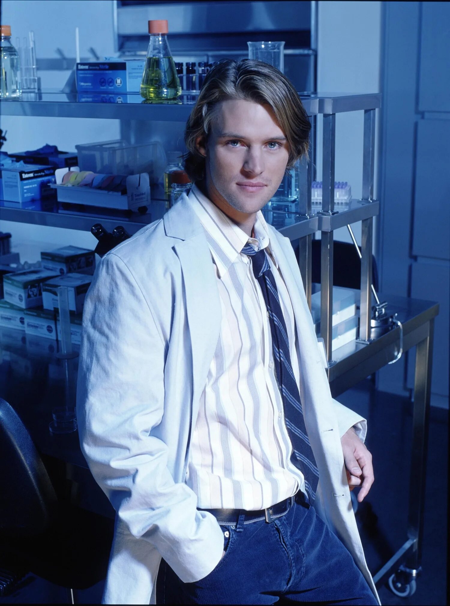 роберт чейз доктор хаус. Doctor robert. Doctor robert. доктор чейз из сериала доктор хаус. чейз доктор хаус.