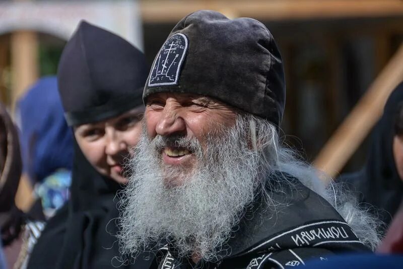 Священник отлученный от церкви. Отец сергий романов. Схиигумен отец сергий романов. Схиигумен сергий. Андрей вячеславович кураев.