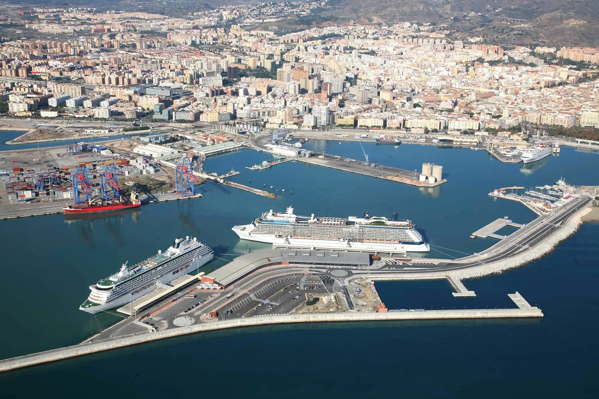 Малага порт. Испания морской порт. Морские Порты Испании.