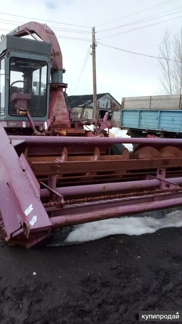 Жатка 100. Жатка кск 100 кукурузная. кормоуборочный комбайн кск-100. жатка комбайна кск 100. самоходный кормоуборочный комбайн кск-100а.