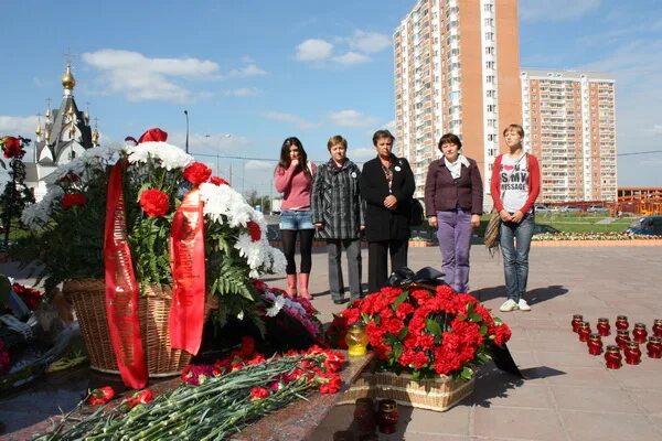 Взрыв в Москве 1999 на улице Гурьянова. Печатники ул Гурьянова теракт. Теракт на ул Гурьянова в Москве. Теракт на улице Гурьянова 1999.