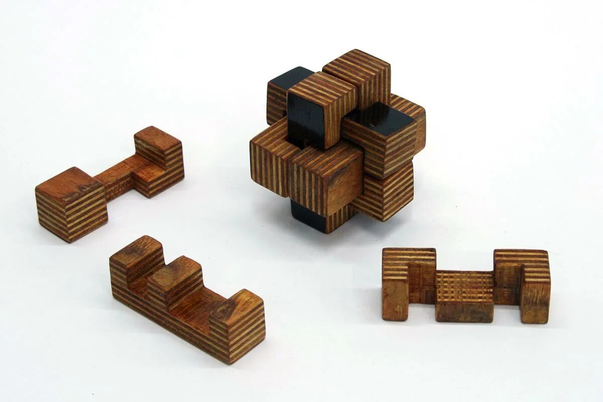 Screw puzzle wood. Головоломки из дерева. Головоломка деревянный кубик. Головоломка куб из дерева. Головоломка куб из дерева 9 деталей.