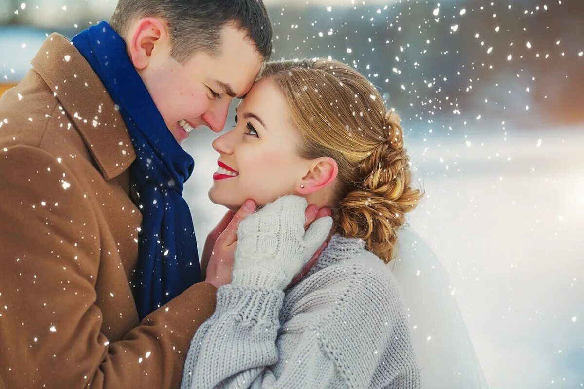 Влюбленные зима. Романтика зимой. Зима любовь. Красивые пары зима.