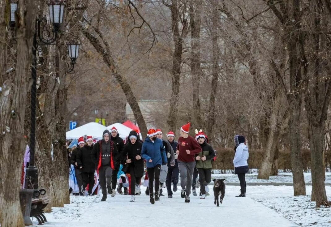 Погода невинномысск на 3 по часам. Жители Невинномысска. Невинномысск день города. Невинномысск день город 2012. Новости дня Невинномысск.